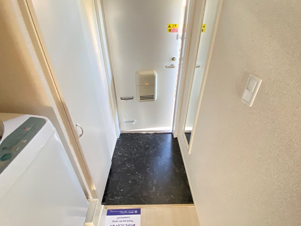 Room image 10