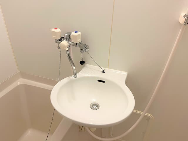 Room image 8