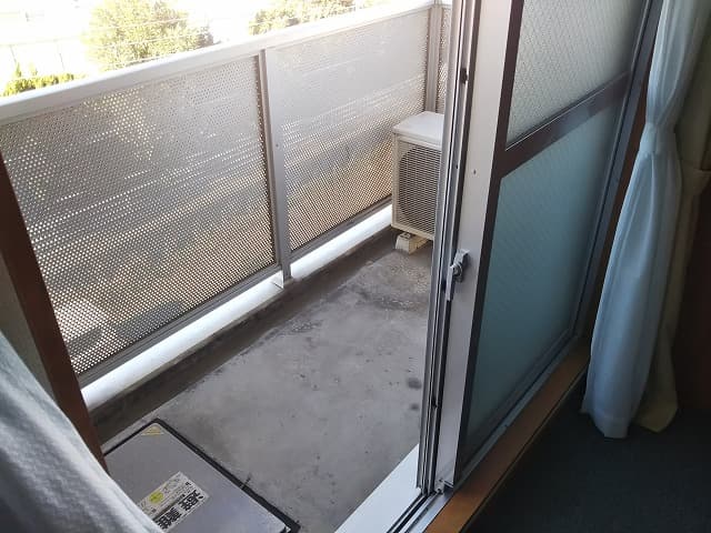 Room image 8