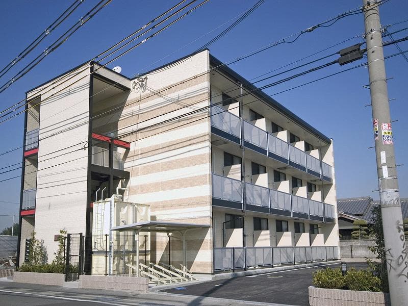 Main exterior of leopalace Aventa Shinbu