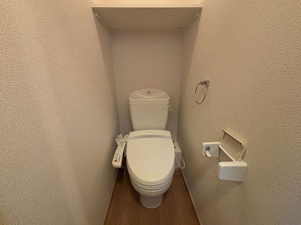 Room image 9