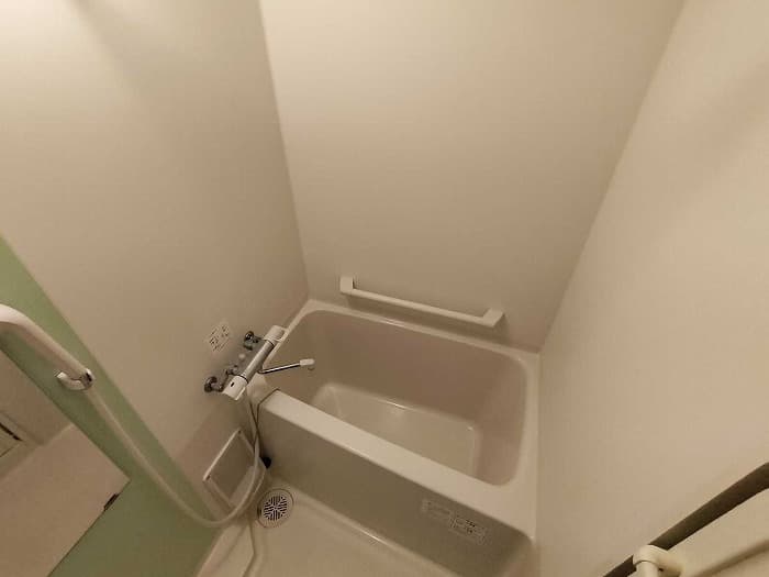 Room image 9