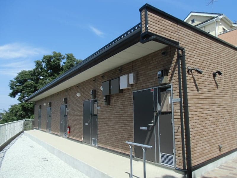 Main exterior of LEONEXT Rin Rin Rin