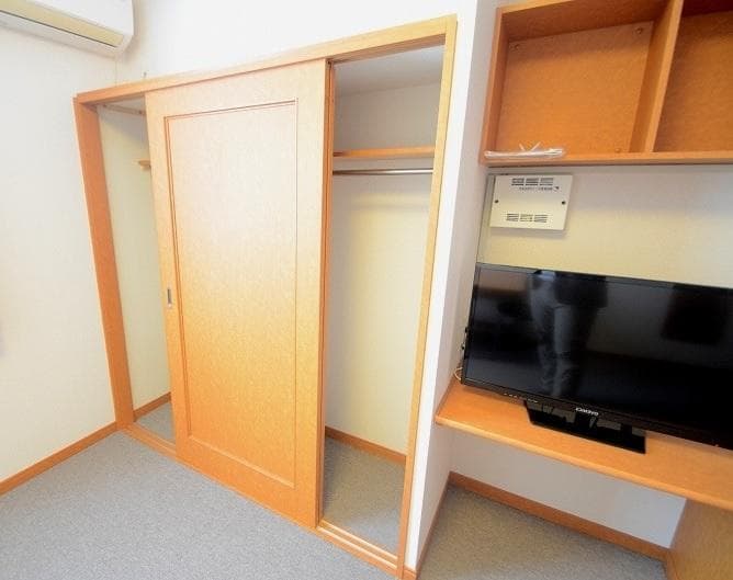 Room image 9