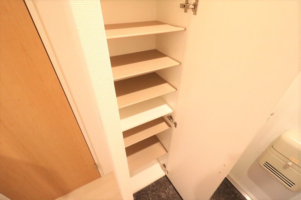 Room image 11