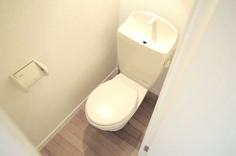Room image 11