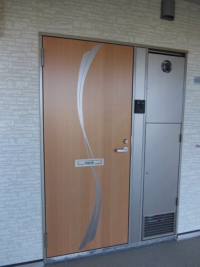 Room image 11