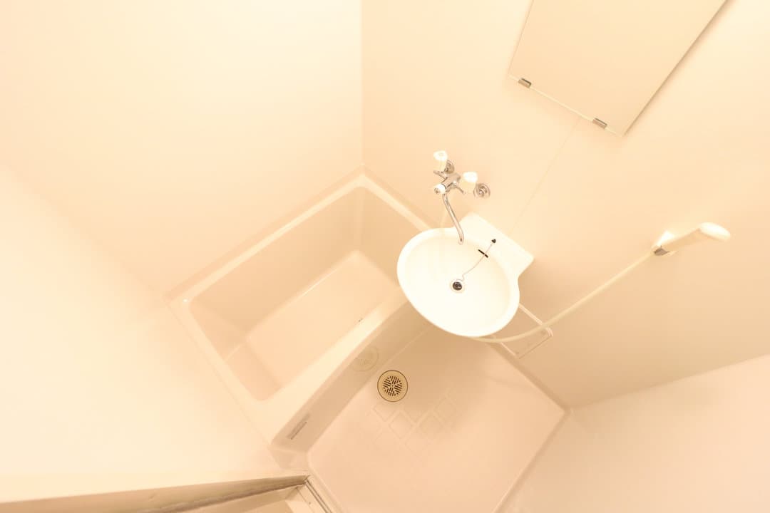 Room image 13