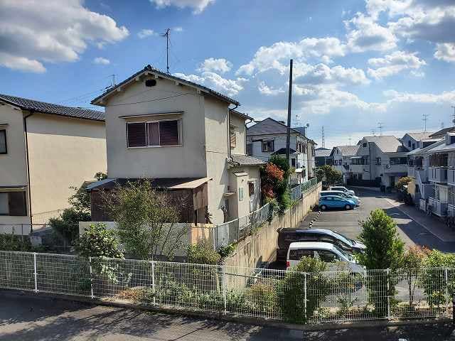 Room image 15
