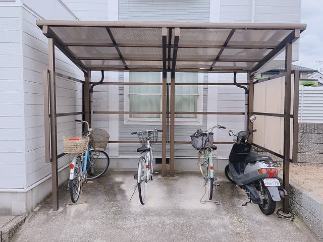 Room image 12