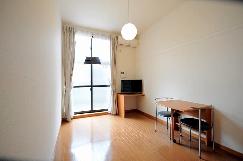 Room image 13