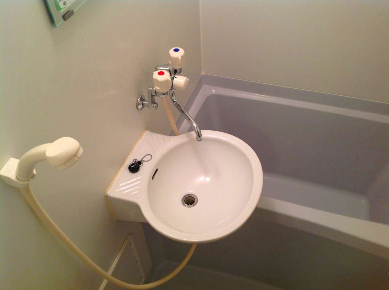 Room image 9