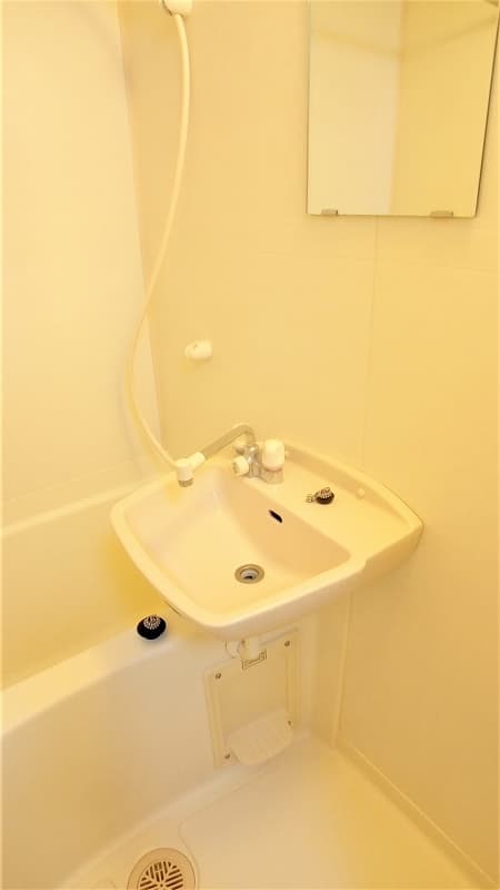Room image 11