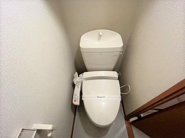 Room image 9