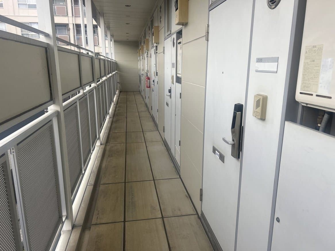 Room image 13