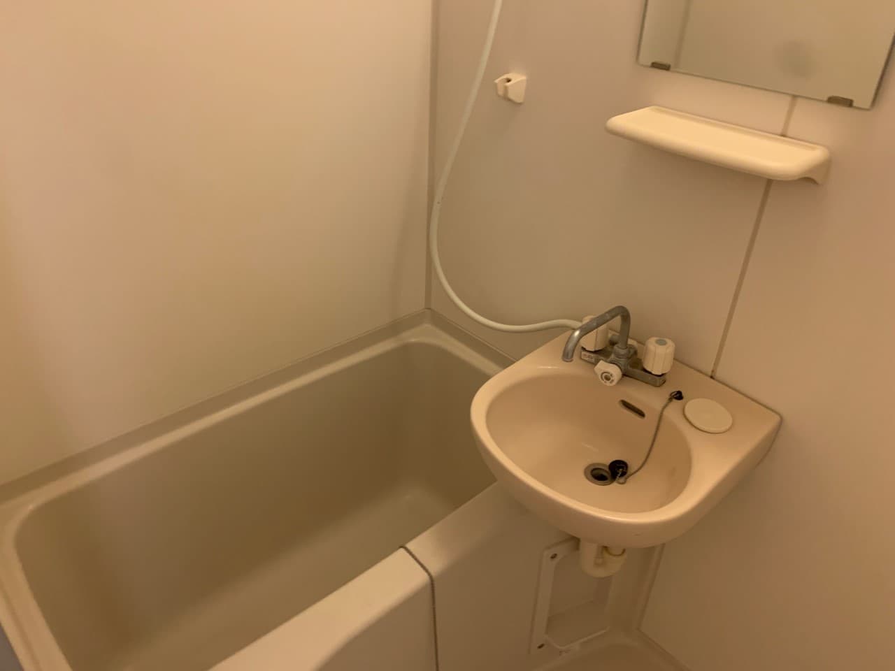 Room image 8