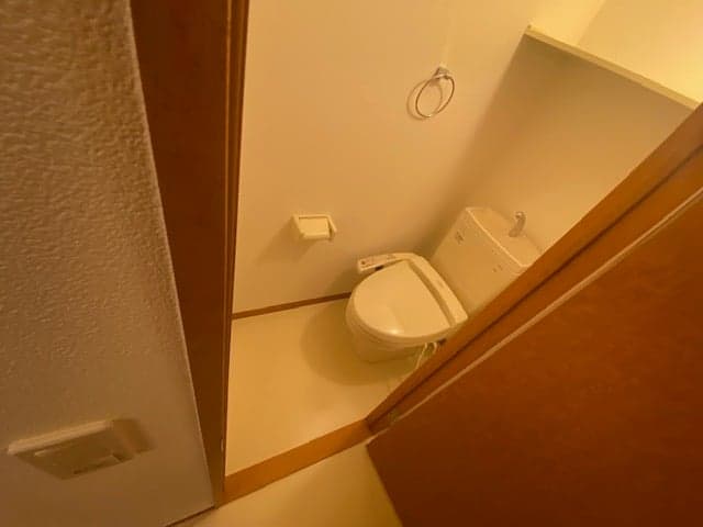 Room image 11