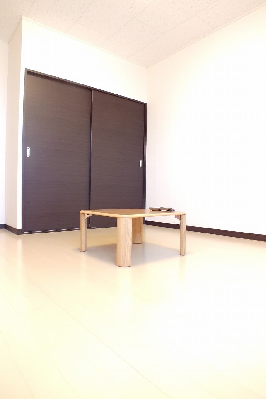 Room image 15