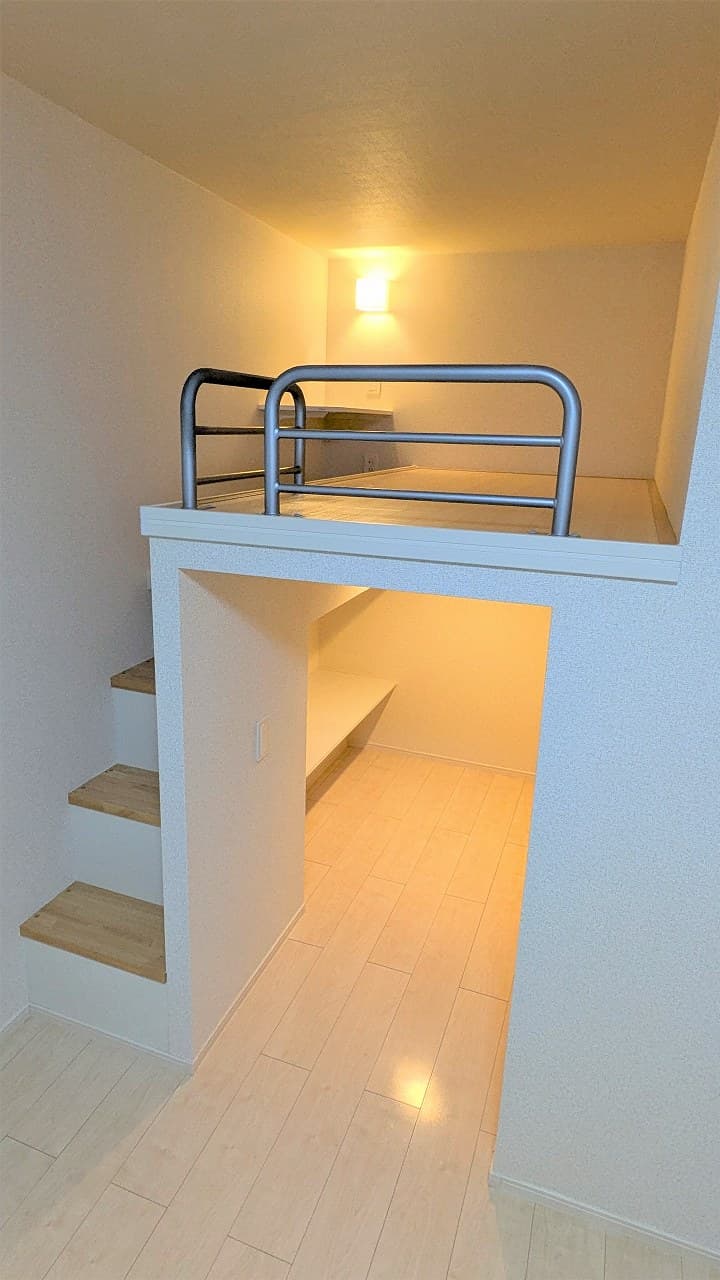 Room image 8