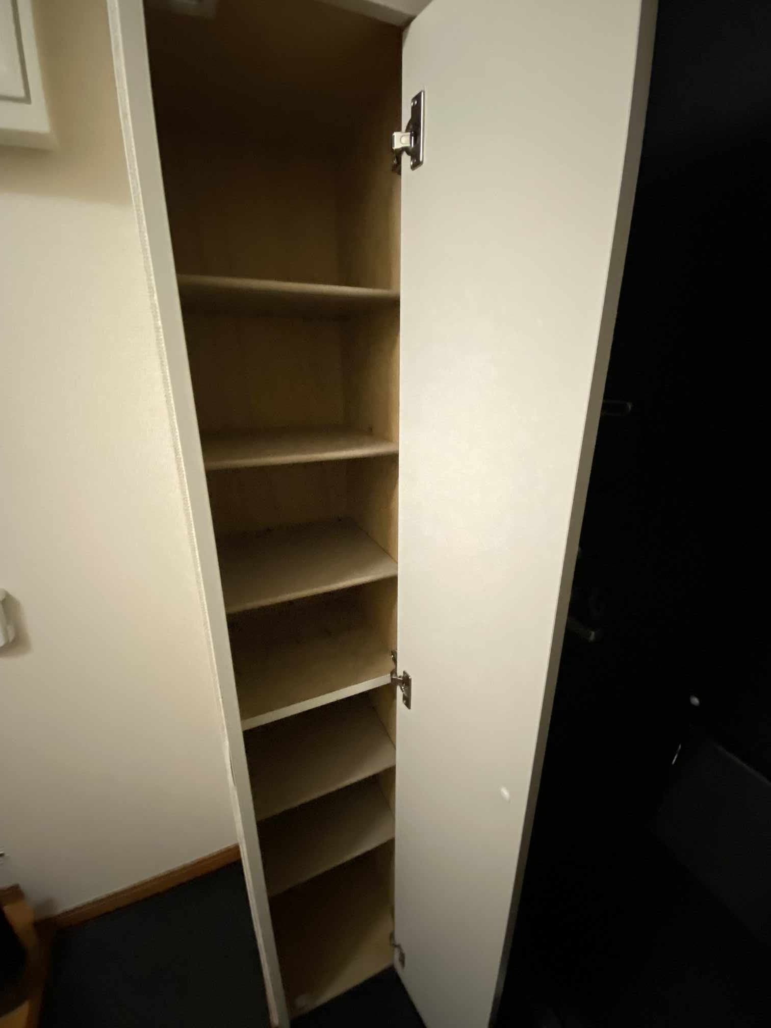 Room image 15