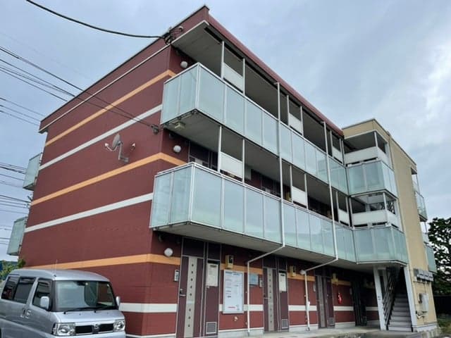 Main exterior of LEONEXT Eternal