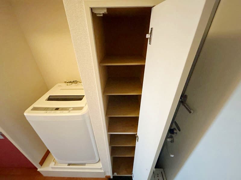 Room image 13