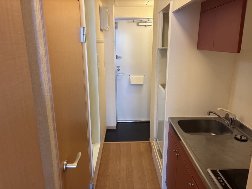 Room image 14