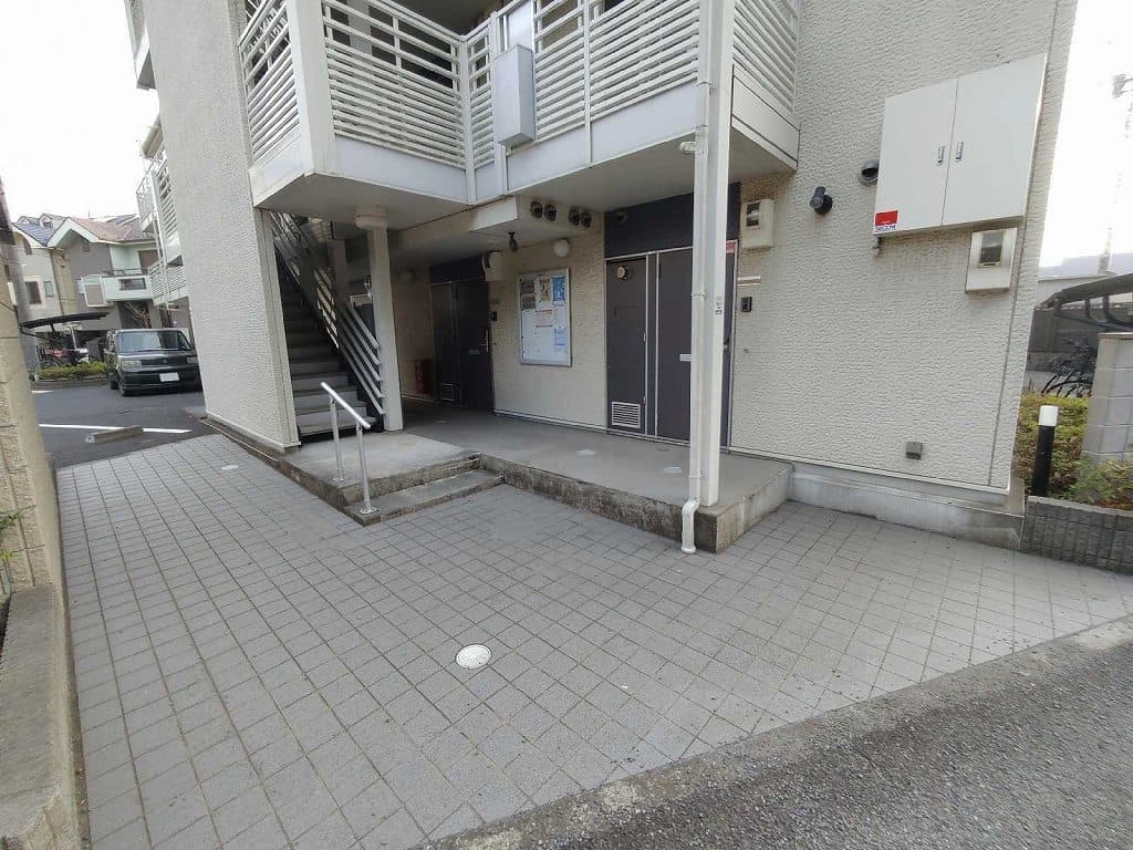Room image 11