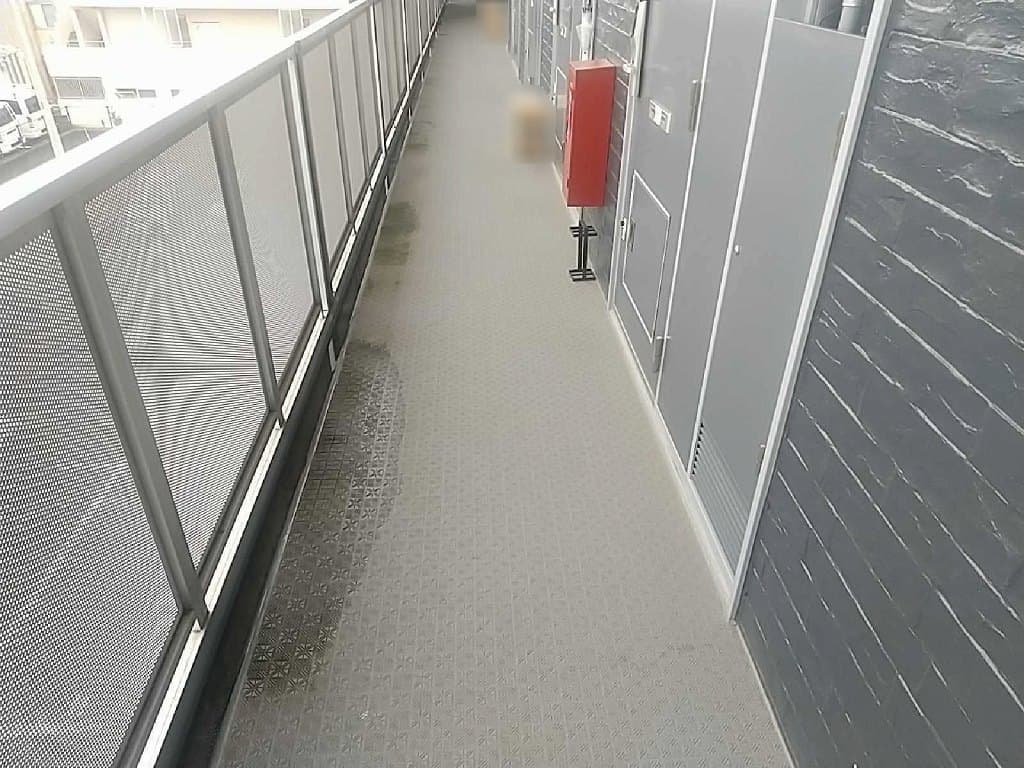 Room image 12