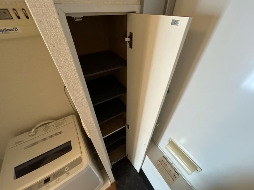 Room image 13