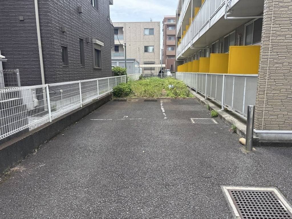 Room image 12