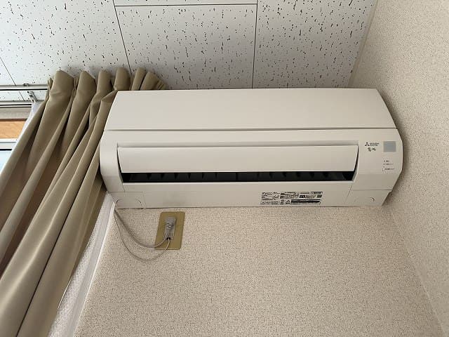 Room image 13