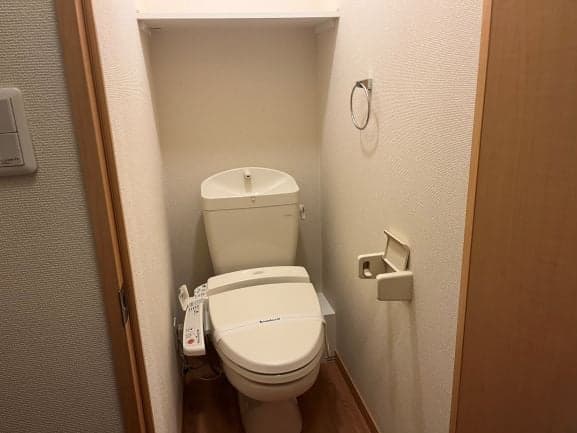 Room image 9