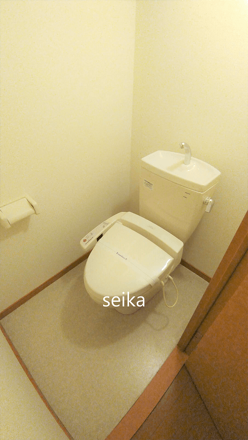 Room image 13