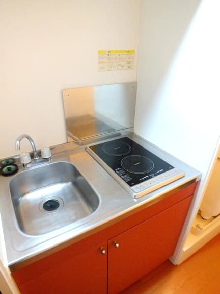 Room image 10