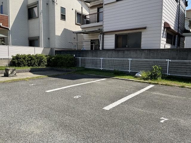 Room image 11