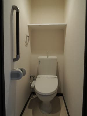 Room image 10