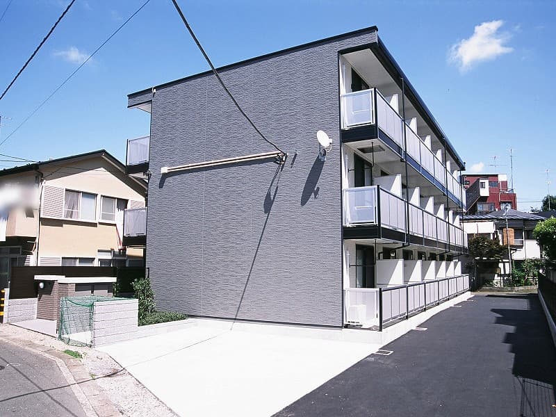 Main exterior of leopalace Riverside Shouei