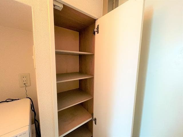 Room image 14