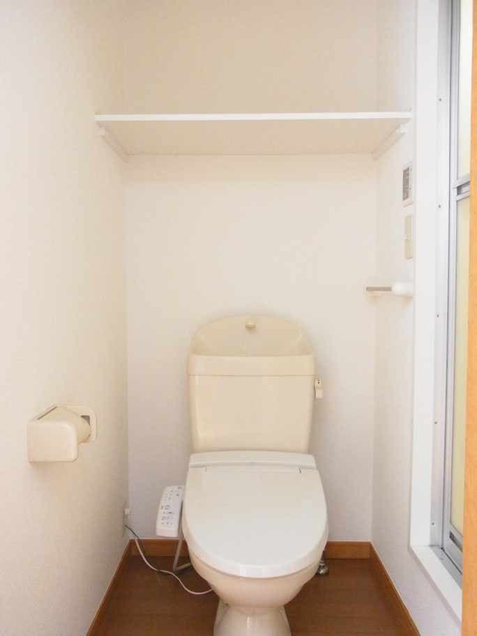 Room image 9