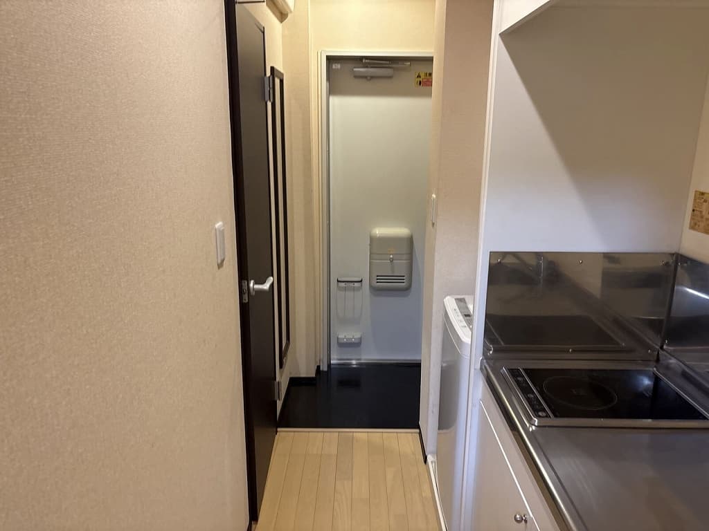 Room image 14