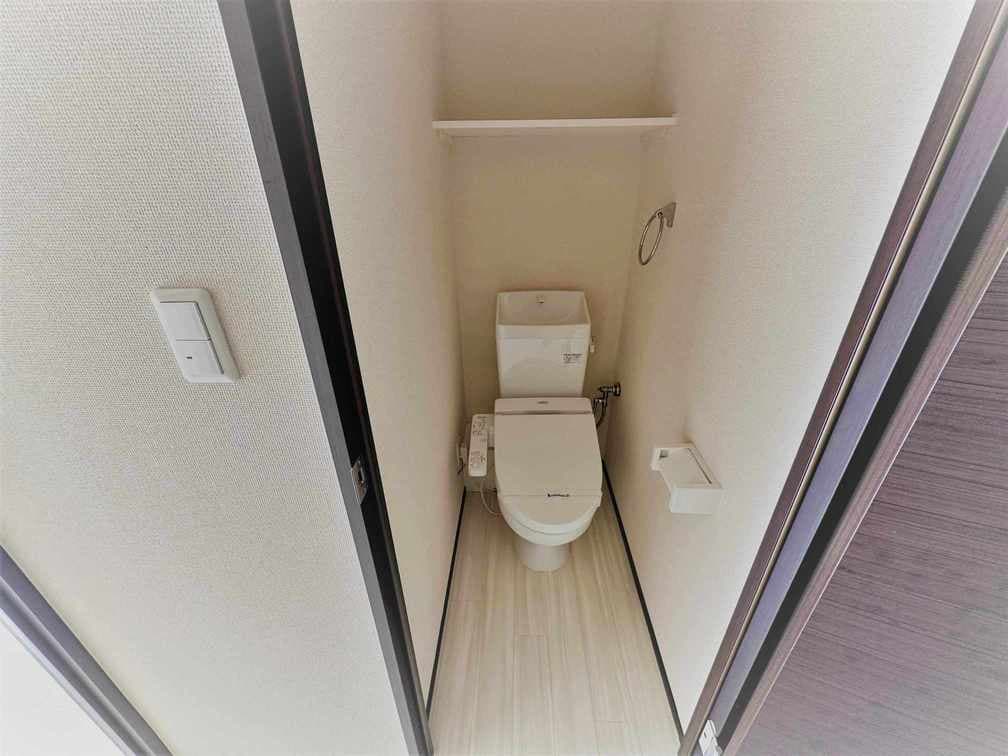 Room image 9
