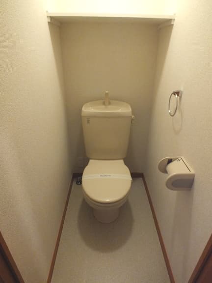Room image 12