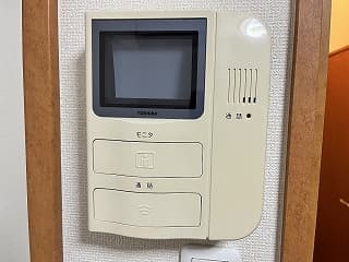 Room image 12