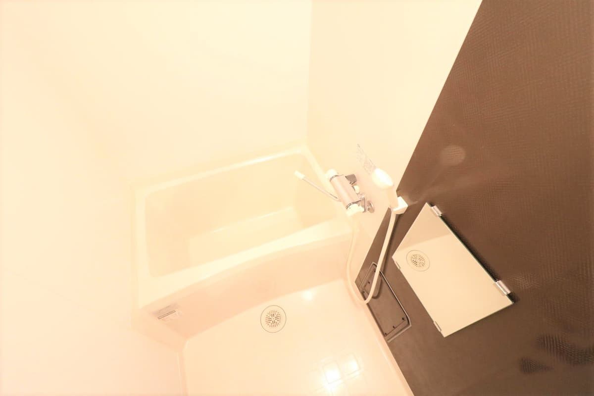 Room image 15