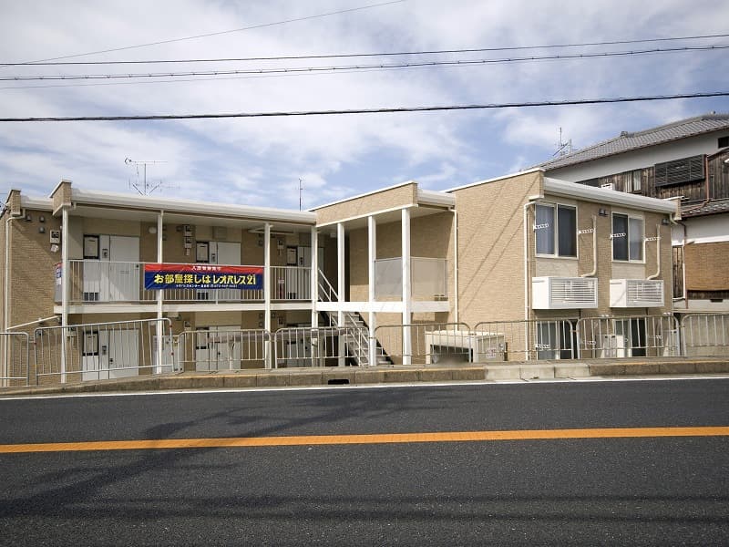Main Image