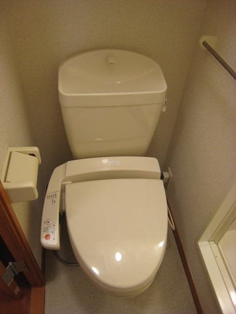 Room image 13