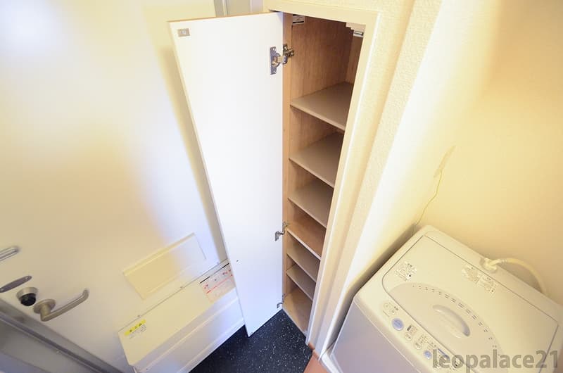 Room image 12