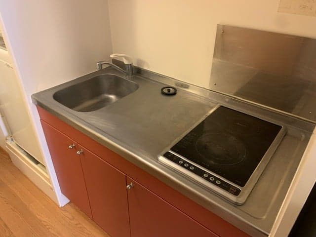 Room image 8