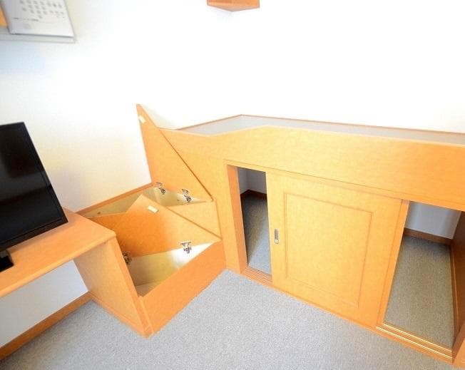 Room image 10